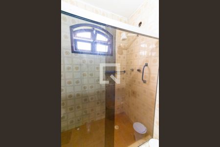 Casa à venda com 200m², 3 quartos e 5 vagas Casa à venda com 200m², 3 quartos e 5 vagasBanheiro