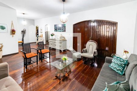 Sala de casa à venda com 3 quartos, 200m² em Badu, Niterói