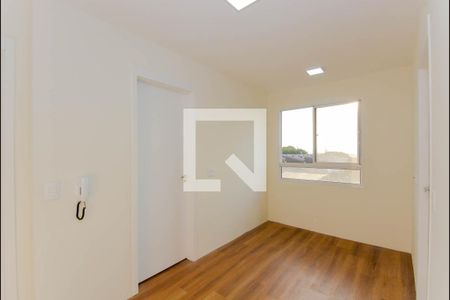 Sala de apartamento à venda com 2 quartos, 36m² em Vila das Bandeiras, Guarulhos