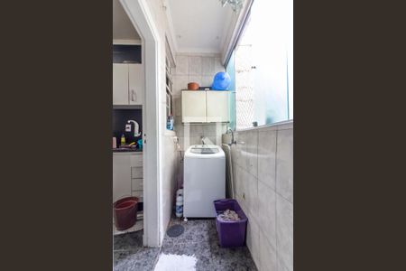 Apartamento para alugar com 60m², 2 quartos e sem vagaDetalhe da área de serviço