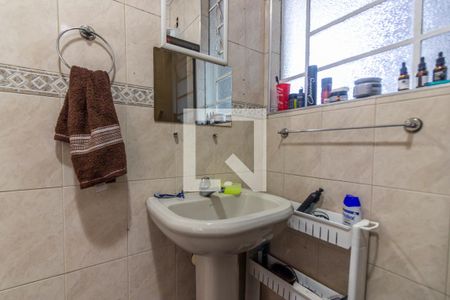 Apartamento para alugar com 60m², 2 quartos e sem vagaBanheiro