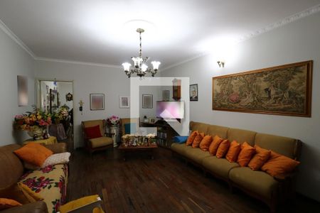 Sala de casa para alugar com 3 quartos, 150m² em Vila Pires, Santo André