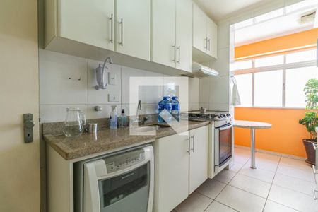 Apartamento à venda com 85m², 3 quartos e 2 vagasCozinha