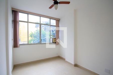 Quarto 2 de apartamento para alugar com 3 quartos, 82m² em Icaraí, Niterói