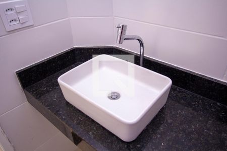 Apartamento à venda com 82m², 3 quartos e sem vaga Apartamento à venda com 82m², 3 quartos e sem vagaBanheiro