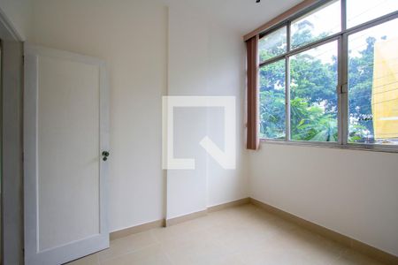 Quarto 1 de apartamento para alugar com 3 quartos, 82m² em Icaraí, Niterói