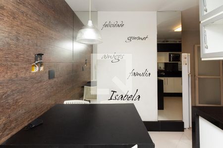 Apartamento à venda com 173m², 3 quartos e 3 vagas Apartamento à venda com 173m², 3 quartos e 3 vagasCozinha