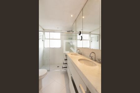 Apartamento à venda com 173m², 3 quartos e 3 vagas Apartamento à venda com 173m², 3 quartos e 3 vagasBanheiro da Suíte 3