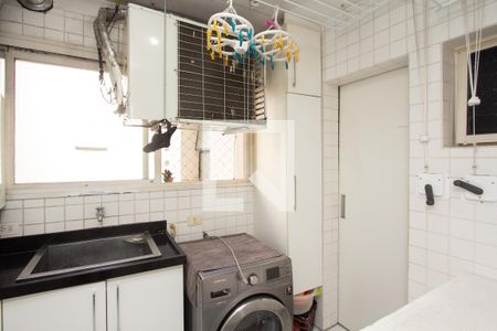 Área de Serviço de apartamento para alugar com 3 quartos, 173m² em Indianópolis, São Paulo