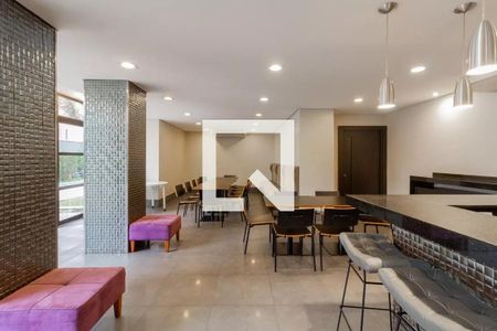 Apartamento à venda com 173m², 3 quartos e 3 vagas Apartamento à venda com 173m², 3 quartos e 3 vagasÁrea comum - Salão de festas
