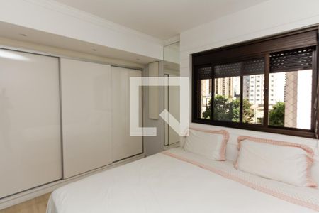 Apartamento à venda com 173m², 3 quartos e 3 vagas Apartamento à venda com 173m², 3 quartos e 3 vagasSuíte 3