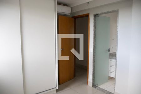 Suíte 1 de apartamento para alugar com 3 quartos, 149m² em Setor Bueno, Goiânia