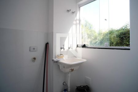 Apartamento à venda com 44m², 2 quartos e sem vaga Apartamento à venda com 44m², 2 quartos e sem vagaLavanderia