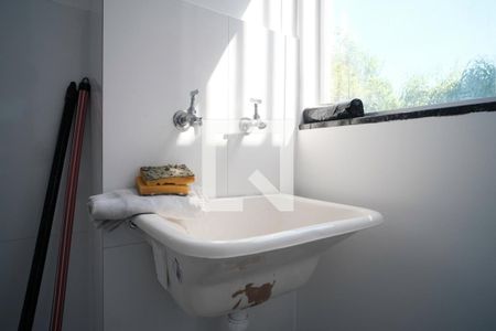 Apartamento à venda com 44m², 2 quartos e sem vaga Apartamento à venda com 44m², 2 quartos e sem vagaLavanderia