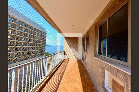 Sala varanda  de apartamento para alugar com 3 quartos, 120m² em Copacabana, Rio de Janeiro