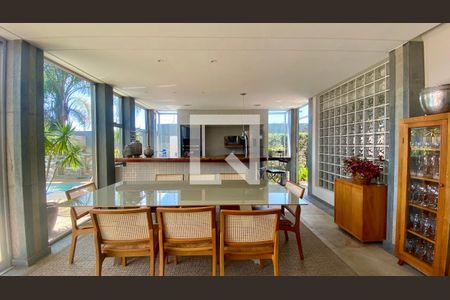 Casa à venda com 434m², 5 quartos e 4 vagasVaranda gourmet