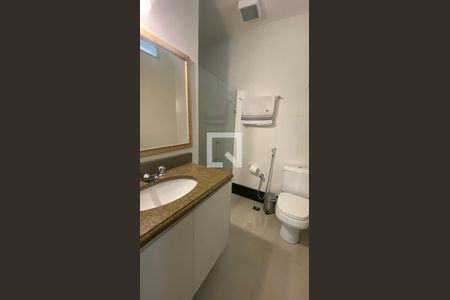 Casa à venda com 434m², 5 quartos e 4 vagasÁrea de Serviço