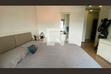 Casa à venda com 434m², 5 quartos e 4 vagasQuarto Suíte 3