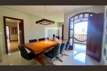 Sala 2 de casa à venda com 5 quartos, 434m² em Belvedere, Belo Horizonte