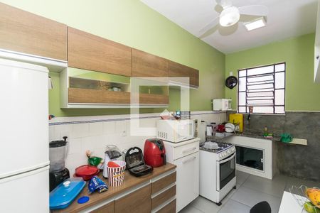 Apartamento para alugar com 100m², 2 quartos e 2 vagasCozinha