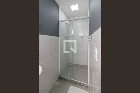 Apartamento para alugar com 100m², 2 quartos e 2 vagas Terraço - Banheiro