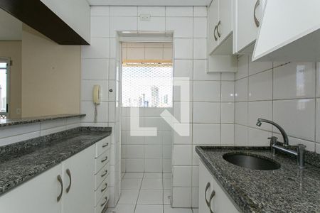 Cozinha de apartamento para alugar com 2 quartos, 75m² em Vila Gomes Cardim, São Paulo
