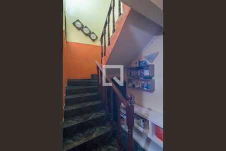 Escada de casa à venda com 3 quartos, 342m² em Jardim Santo Alberto, Santo André