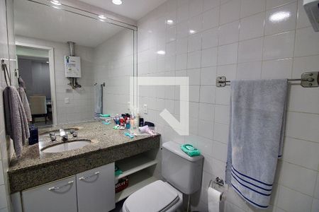 Apartamento para alugar com 74m², 1 quarto e 1 vaga Apartamento para alugar com 74m², 1 quarto e 1 vagaBanheiro Social