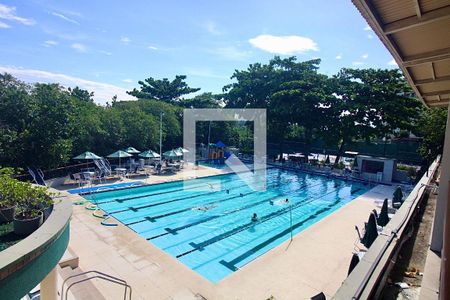 Apartamento para alugar com 74m², 1 quarto e 1 vaga Apartamento para alugar com 74m², 1 quarto e 1 vagaÁrea comum - Piscina