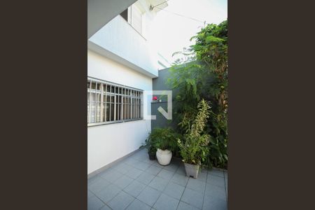 Casa à venda com 180m², 3 quartos e 1 vagaFachada