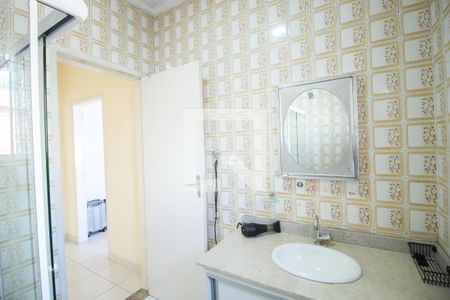 Casa à venda com 180m², 3 quartos e 1 vagaBanheiro 1