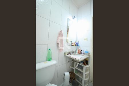 Casa à venda com 180m², 3 quartos e 1 vagaBanheiro 2