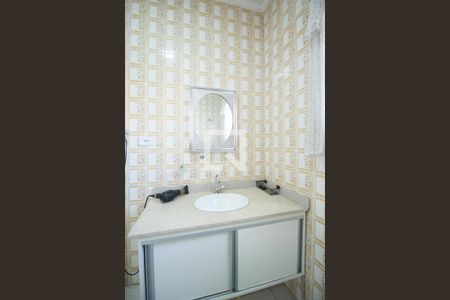 Casa à venda com 180m², 3 quartos e 1 vagaBanheiro 1