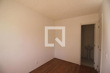 Quarto 1 de apartamento para alugar com 1 quarto, 26m² em Jardim Itacolomi, São Paulo