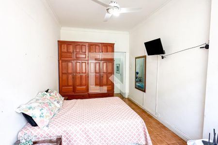 Quarto 01 de apartamento para alugar com 2 quartos, 47m² em Copacabana, Rio de Janeiro