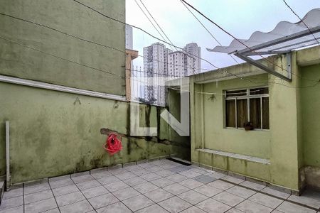 Casa à venda com 100m², 4 quartos e 1 vagaQuintal