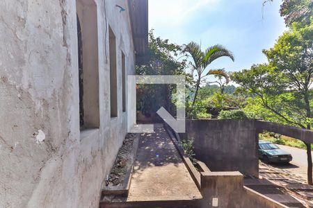 Casa à venda com 235m², 4 quartos e 3 vagas Casa à venda com 235m², 4 quartos e 3 vagasQuintal e Garagem