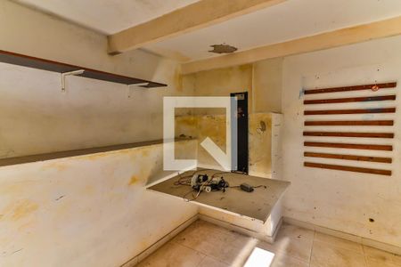 Casa à venda com 235m², 4 quartos e 3 vagas Casa à venda com 235m², 4 quartos e 3 vagasDeposito