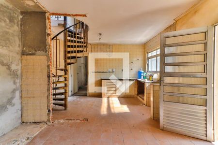 Casa à venda com 235m², 4 quartos e 3 vagas Casa à venda com 235m², 4 quartos e 3 vagasCozinha