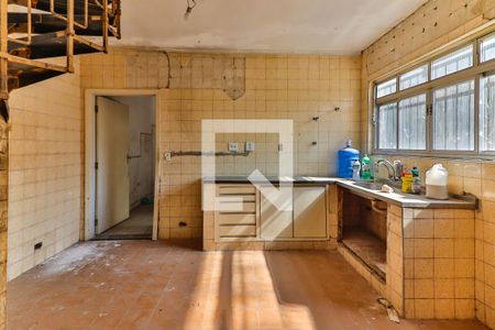 Casa à venda com 235m², 4 quartos e 3 vagas Casa à venda com 235m², 4 quartos e 3 vagasCozinha