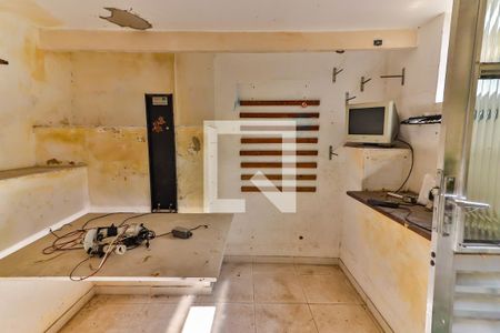 Casa à venda com 235m², 4 quartos e 3 vagas Casa à venda com 235m², 4 quartos e 3 vagasDeposito