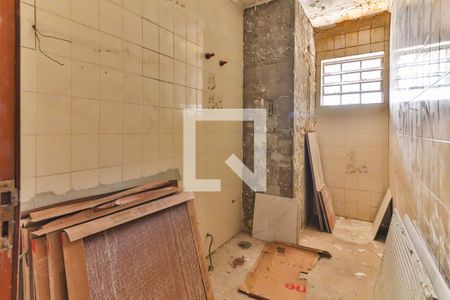 Casa à venda com 235m², 4 quartos e 3 vagas Casa à venda com 235m², 4 quartos e 3 vagasBanheiro Social