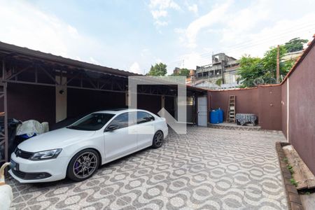 Casa à venda com 256m², 4 quartos e 6 vagasGaragem