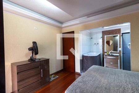 Casa à venda com 256m², 4 quartos e 6 vagasQuarto Suíte 1