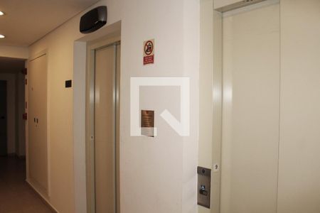 Apartamento à venda com 45m², 1 quarto e 1 vagaElevador