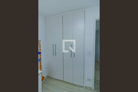 Casa à venda com 224m², 4 quartos e 2 vagasArmário