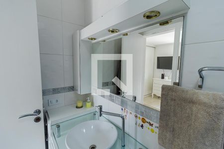 Casa à venda com 224m², 4 quartos e 2 vagasEspelho