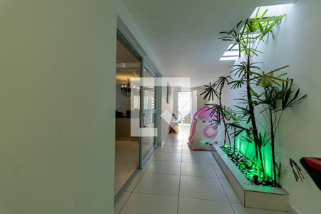 Casa à venda com 224m², 4 quartos e 2 vagasHall