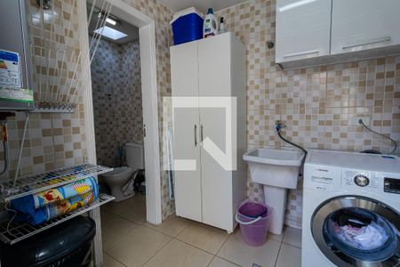 Casa à venda com 224m², 4 quartos e 2 vagasÁrea de Serviço