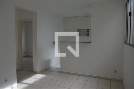 Sala de apartamento para alugar com 2 quartos, 50m² em Cabral, Contagem